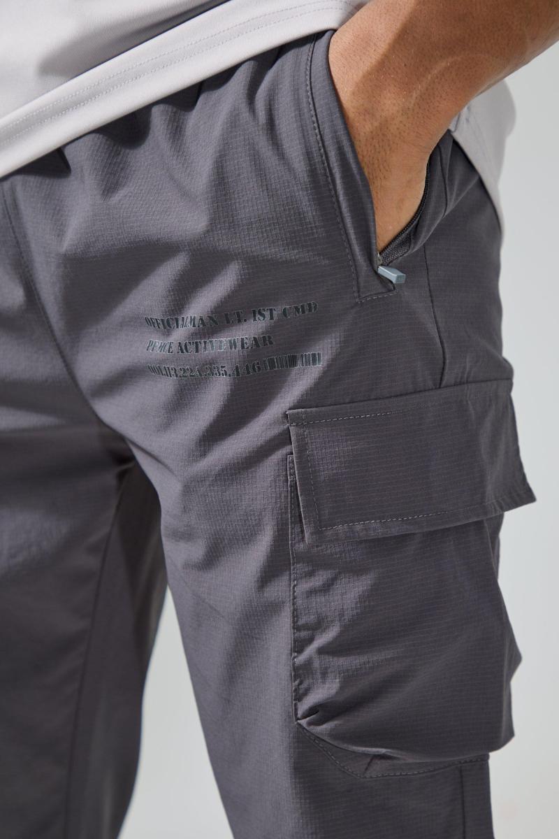 Man Active Gym Technical Cargo Jogger