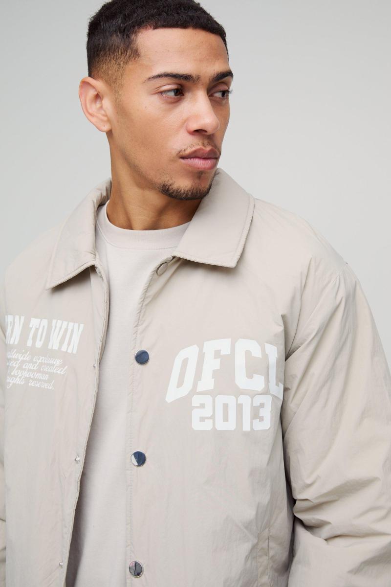 Офкл, підкладений нейлоновим тренером у камені