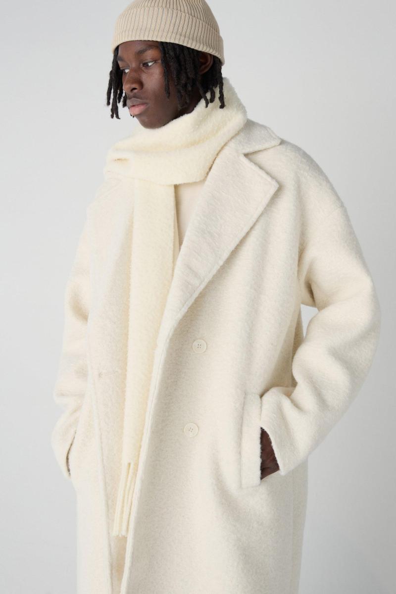 Велике довге пальто з букле кольору екрю