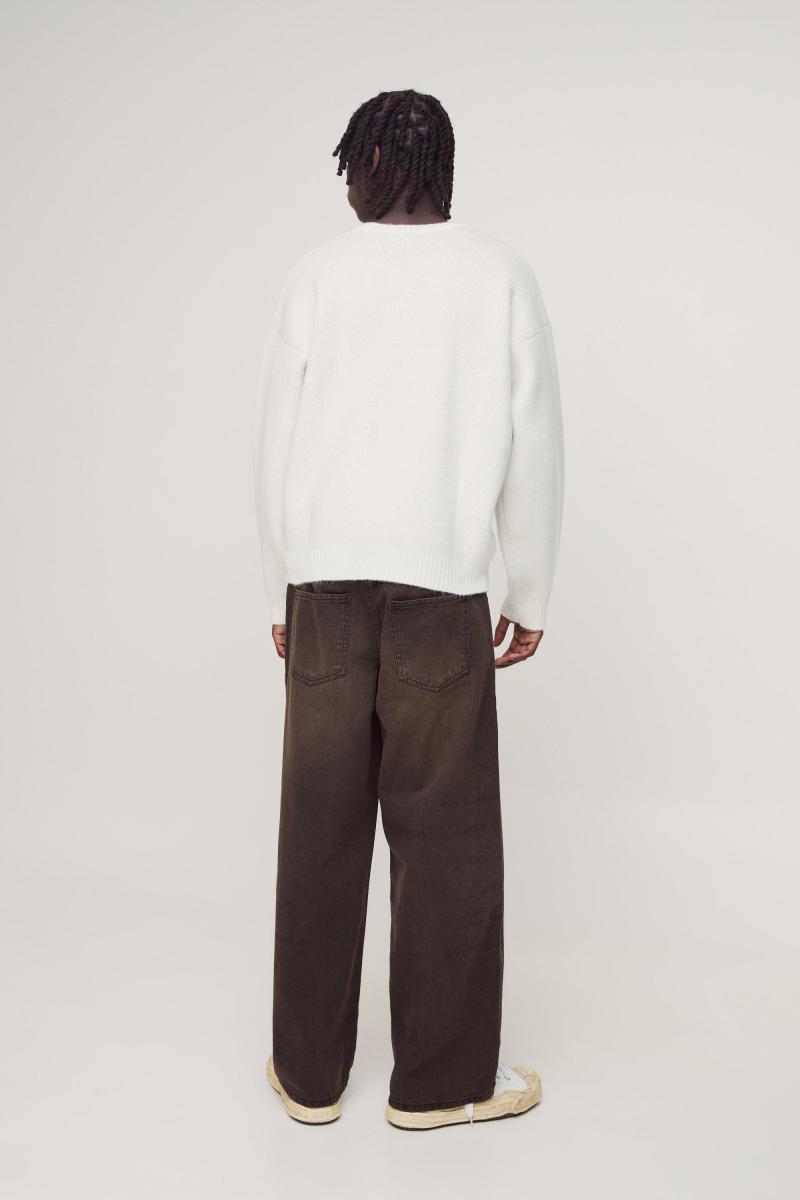 Коробний матовий готичний графічний трикотажний джемпер