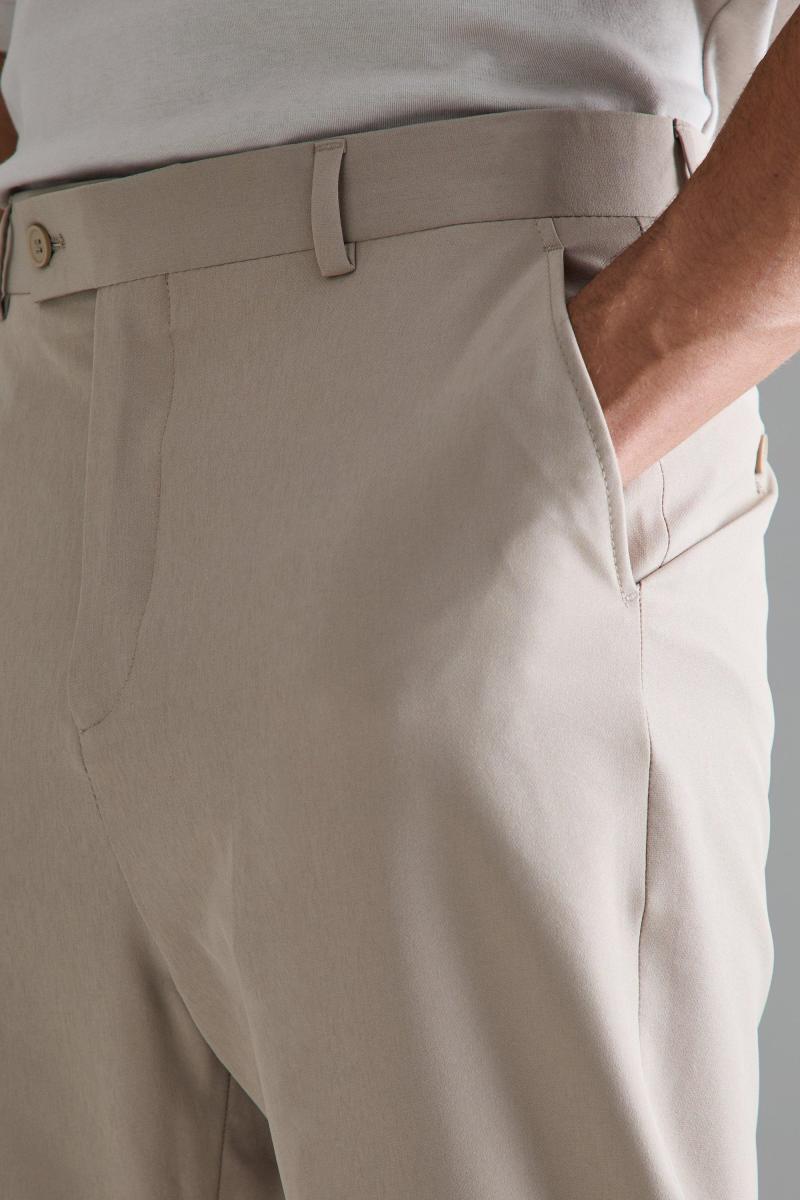 Високі 4 -х -розтяжні конусні штани