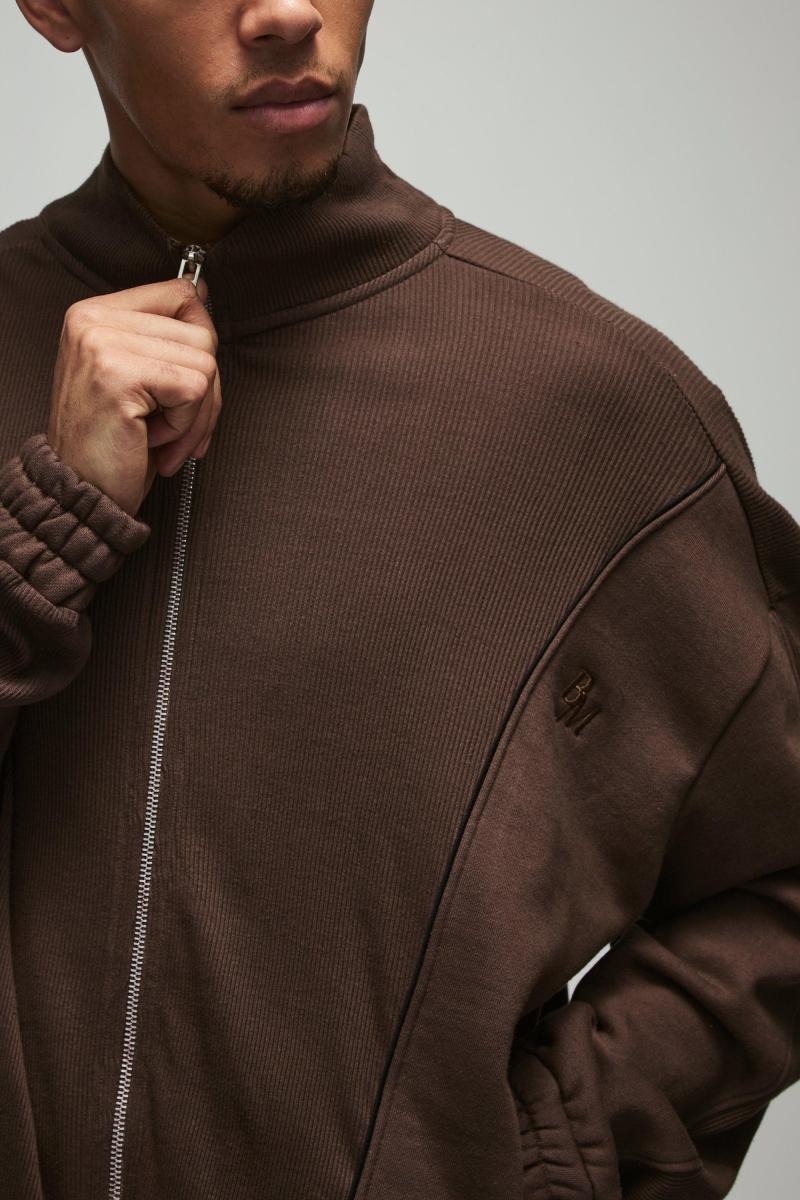 Величезний спортивний топ із 3D-вишивкою в рубчик